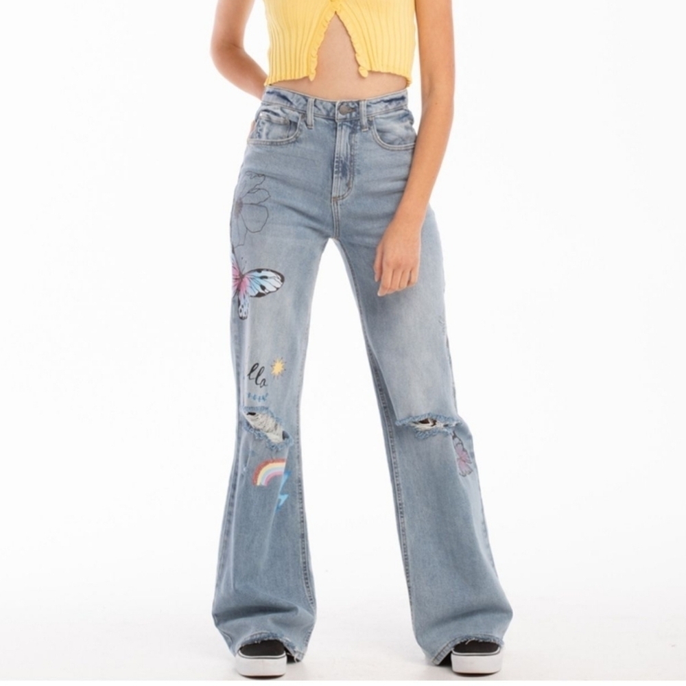 Tinseltown Graphic Ripped The Hi-Rise Wide-Leg Jeans. Size 9/29. New.A mash-up